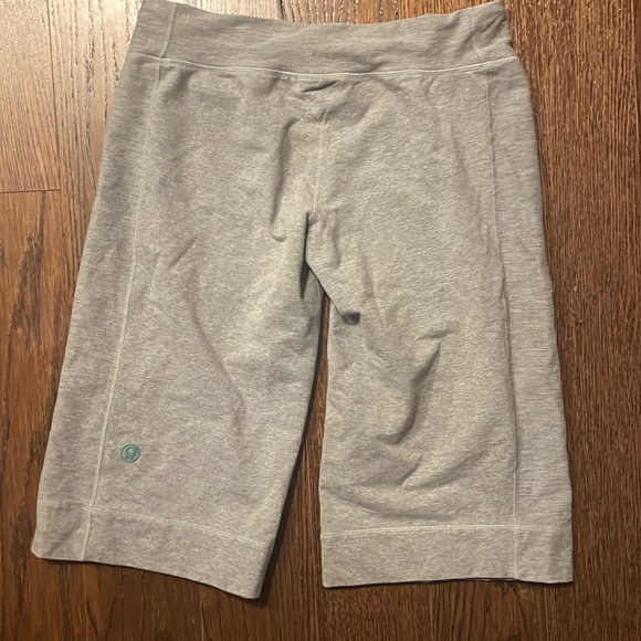 Wide Leg LuLu Capri - Picture 2 of 4